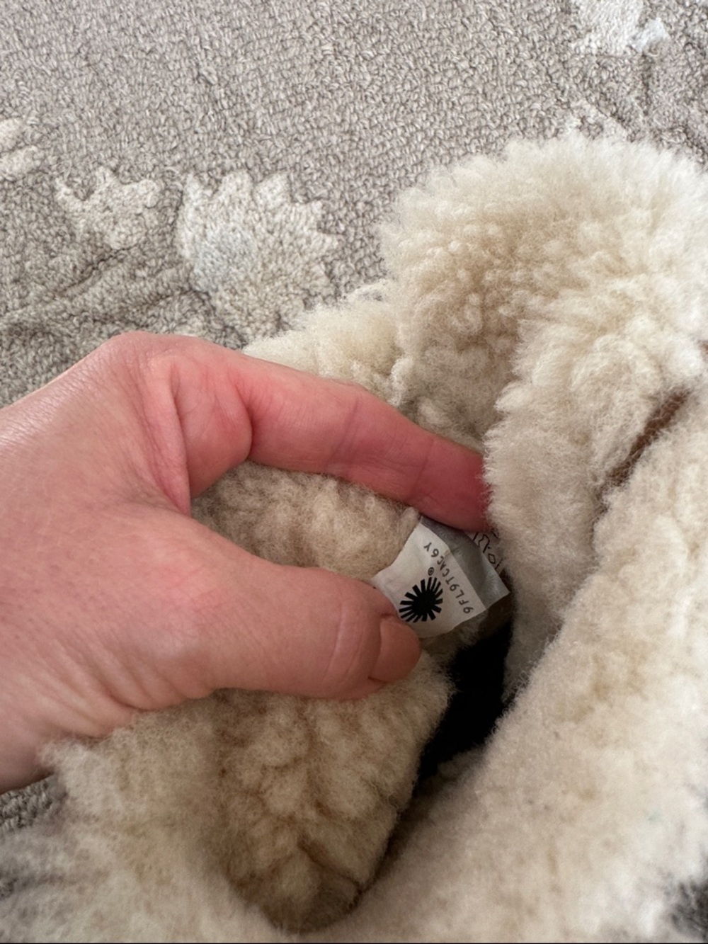 UGG Chestnut Suede Shearling Bow Back Booties - Picture 10 of 10